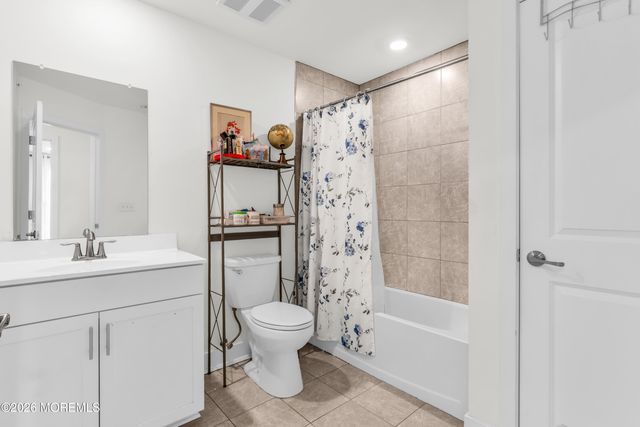 51 Midway Road N, Tinton Falls, NJ 07724
