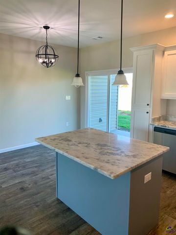 214 Sutton Dr., Perry, GA 31069