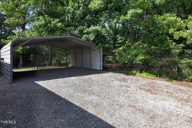 19004 Cleveland Road, Abingdon, VA 24211