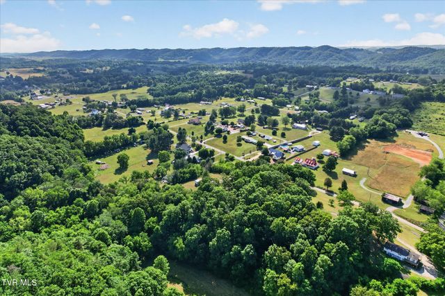 19004 Cleveland Road, Abingdon, VA 24211