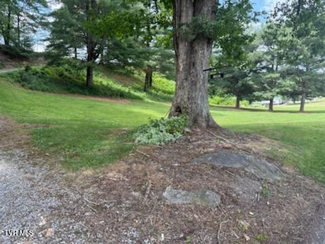 19004 Cleveland Road, Abingdon, VA 24211