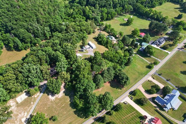 19004 Cleveland Road, Abingdon, VA 24211
