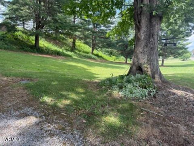 19004 Cleveland Road, Abingdon, VA 24211