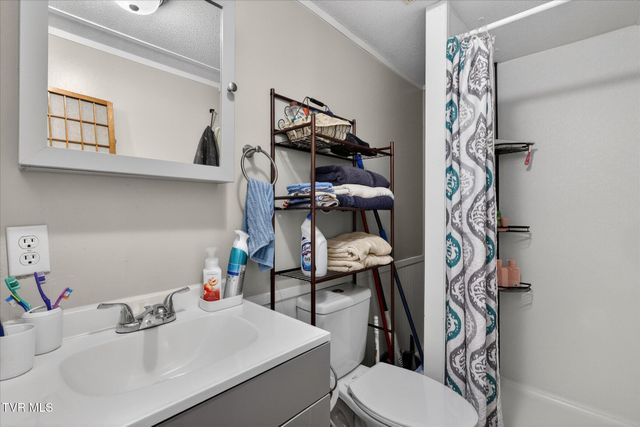 19004 Cleveland Road, Abingdon, VA 24211