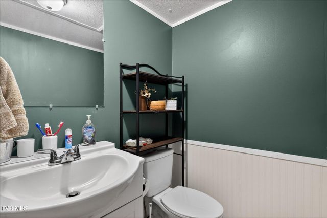 19004 Cleveland Road, Abingdon, VA 24211
