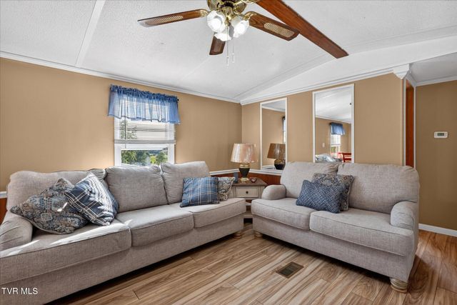 19004 Cleveland Road, Abingdon, VA 24211