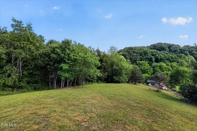 19004 Cleveland Road, Abingdon, VA 24211