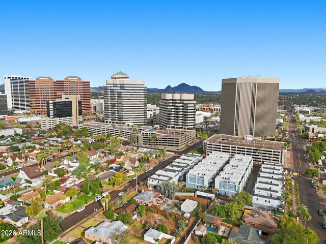 129 W WILLO Court, Phoenix, AZ 85003