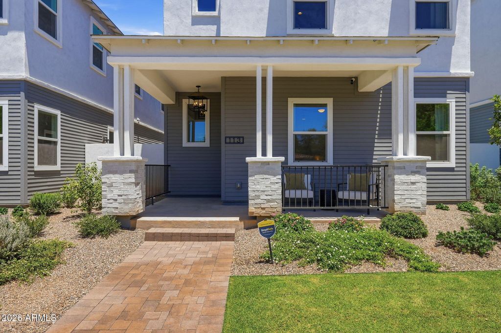 129 W WILLO Court, Phoenix, AZ 85003 — exterior