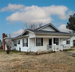 1902 N Park Avenue, Shawnee, OK 74804