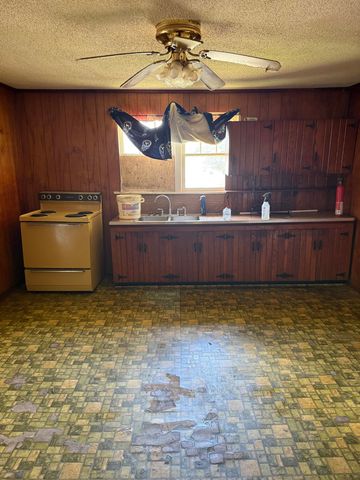 1007 3rd Street, South Pittsburg, TN 37380