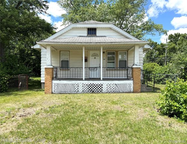 5751 DREXEL Street, Dearborn Heights, MI 48127