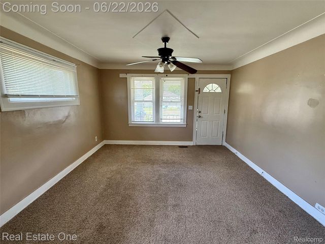 5751 DREXEL Street, Dearborn Heights, MI 48127