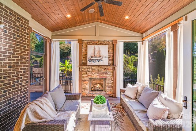 126 Forsythia Lane, Tega Cay, SC 29708