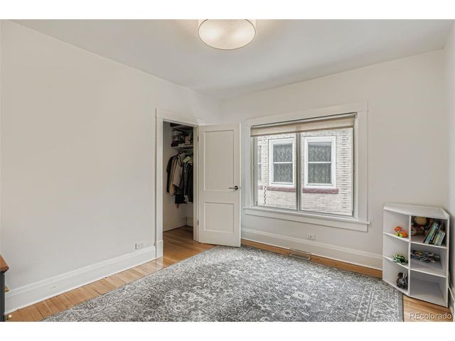 3216 N Vine St, Denver, CO 80205