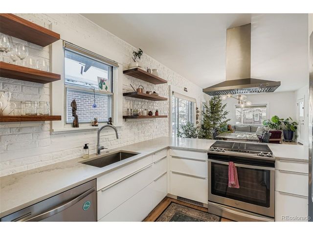 3216 N Vine St, Denver, CO 80205