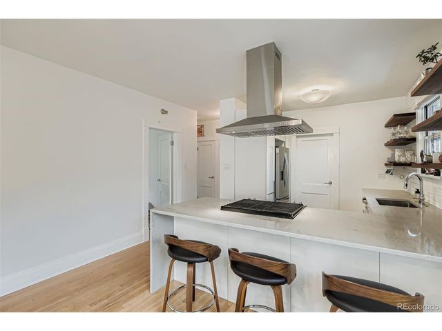 3216 N Vine St, Denver, CO 80205