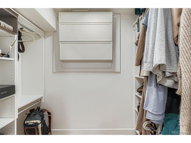 3216 N Vine St, Denver, CO 80205