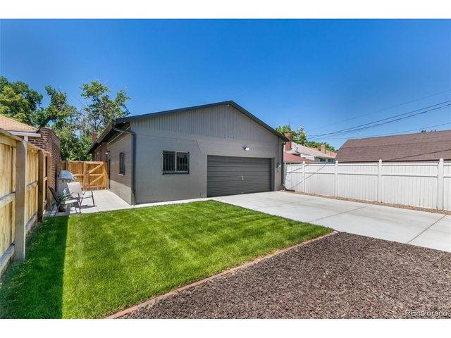 3216 N Vine St, Denver, CO 80205