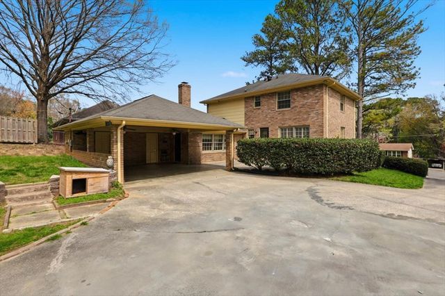 203 Auburn Drive, Dalton, GA 30720