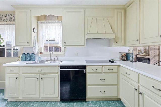203 Auburn Drive, Dalton, GA 30720