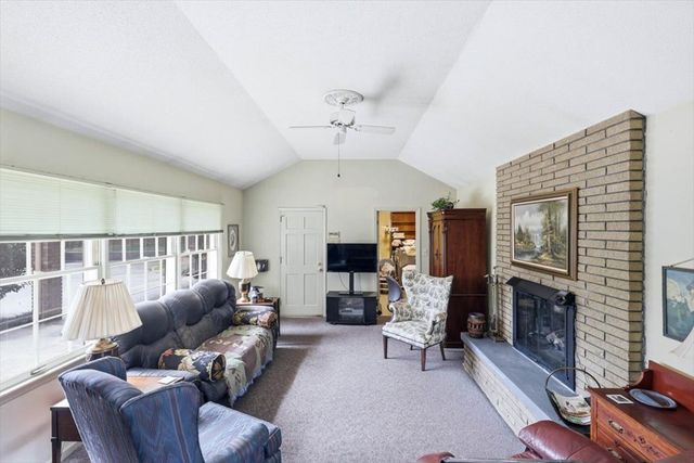 203 Auburn Drive, Dalton, GA 30720