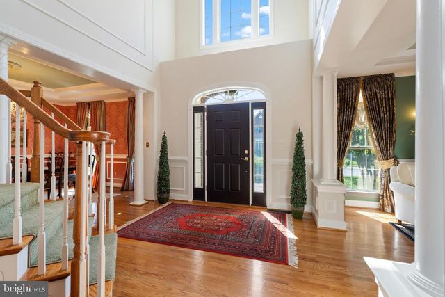 2006 CRANBOURNE RD, Lutherville Timonium, MD 21093
