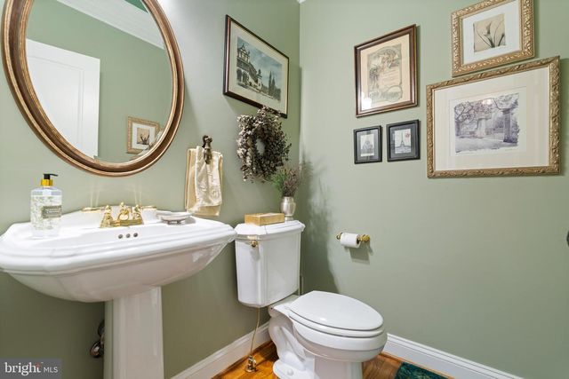2006 CRANBOURNE RD, Lutherville Timonium, MD 21093