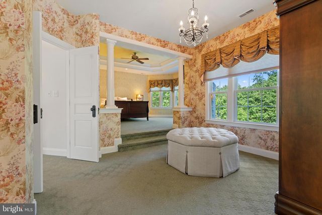 2006 CRANBOURNE RD, Lutherville Timonium, MD 21093
