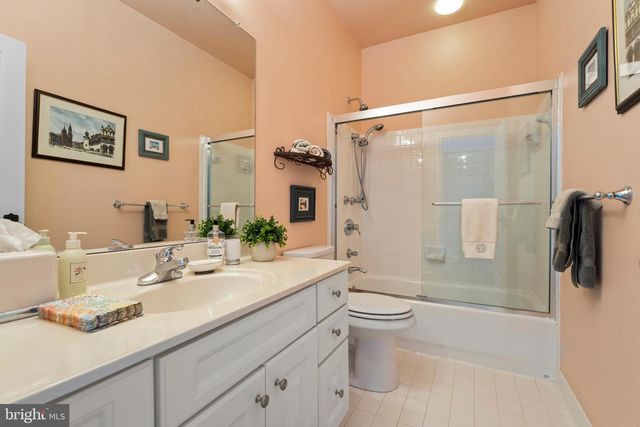 2006 CRANBOURNE RD, Lutherville Timonium, MD 21093