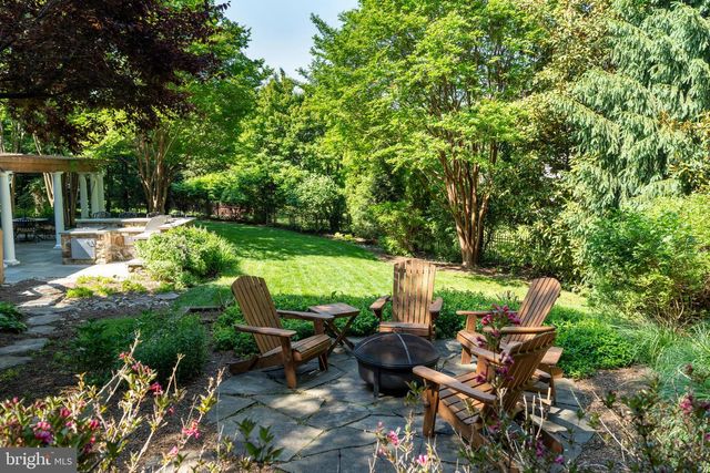 2006 CRANBOURNE RD, Lutherville Timonium, MD 21093