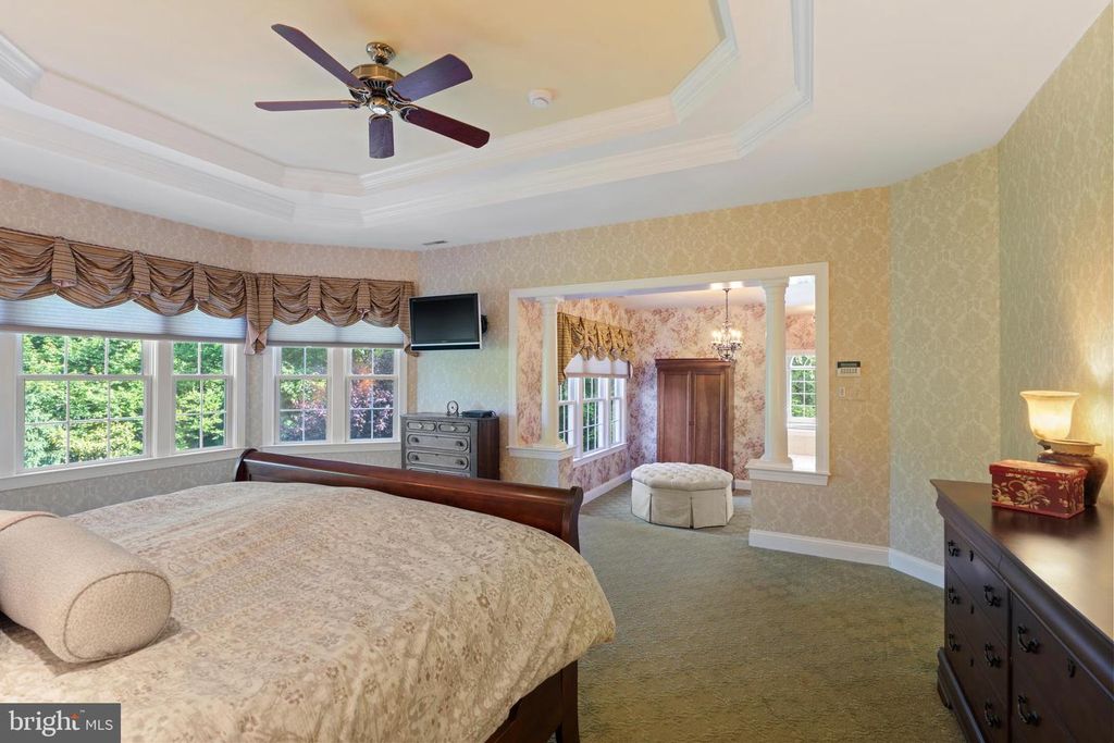 Image 34 of property listing at 2006 CRANBOURNE RD, Lutherville Timonium, MD 21093
