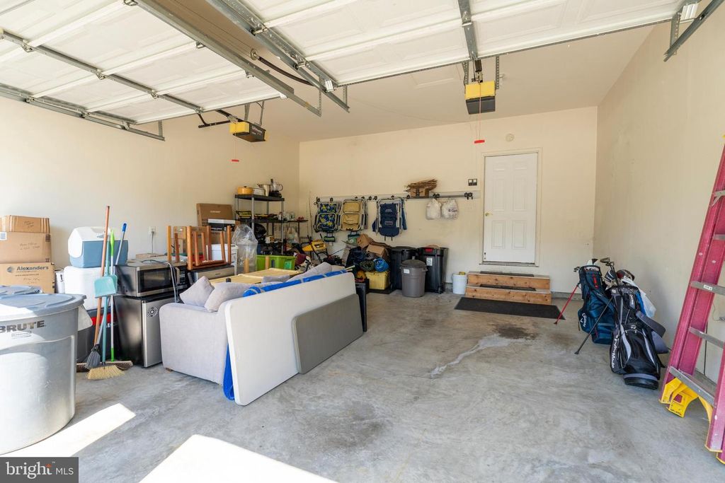 Image 58 of property listing at 2006 CRANBOURNE RD, Lutherville Timonium, MD 21093