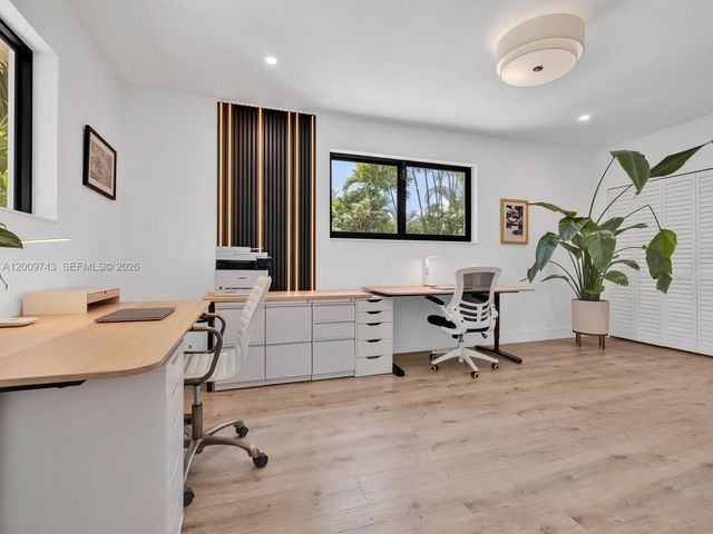 11504 NE 6th Ave, Biscayne Park, FL 33161