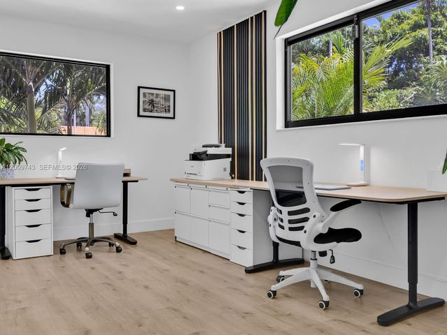 11504 NE 6th Ave, Biscayne Park, FL 33161