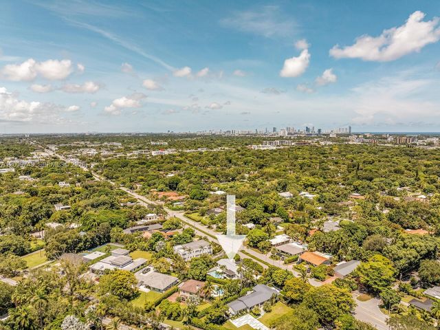 11504 NE 6th Ave, Biscayne Park, FL 33161