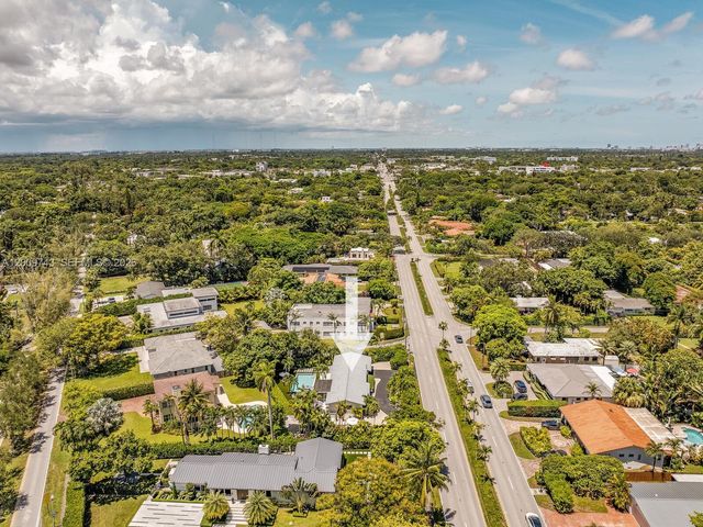 11504 NE 6th Ave, Biscayne Park, FL 33161