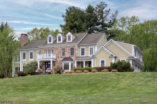85 Mosle Rd, Peapack Gladstone Boro, NJ 07934