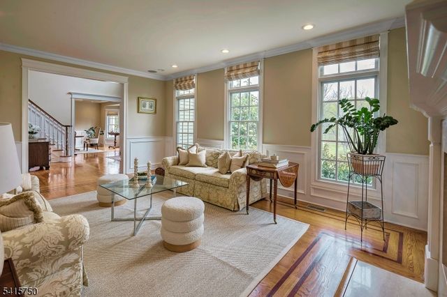 85 Mosle Rd, Peapack Gladstone Boro, NJ 07934