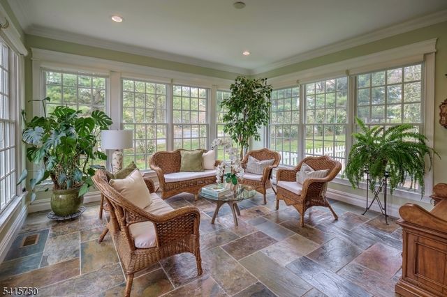85 Mosle Rd, Peapack Gladstone Boro, NJ 07934