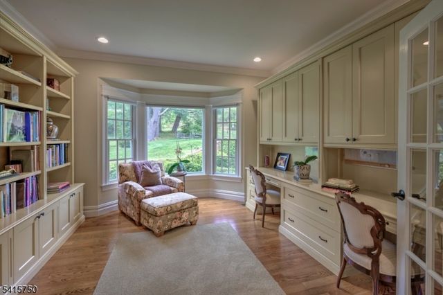 85 Mosle Rd, Peapack Gladstone Boro, NJ 07934