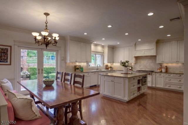 85 Mosle Rd, Peapack Gladstone Boro, NJ 07934