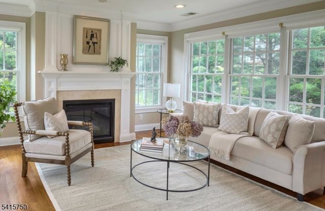 85 Mosle Rd, Peapack Gladstone Boro, NJ 07934
