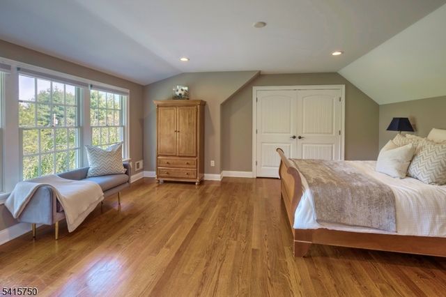 85 Mosle Rd, Peapack Gladstone Boro, NJ 07934