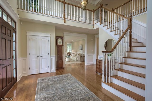 85 Mosle Rd, Peapack Gladstone Boro, NJ 07934