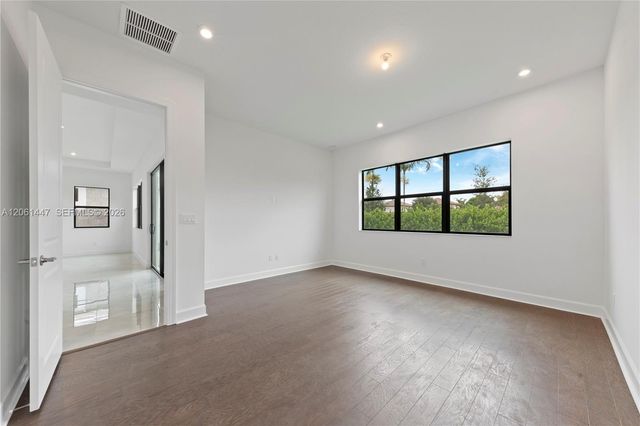 2671 NW 87th Terrace, Cooper City, FL 33024