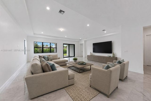 2671 NW 87th Terrace, Cooper City, FL 33024