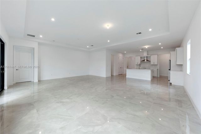 2671 NW 87th Terrace, Cooper City, FL 33024
