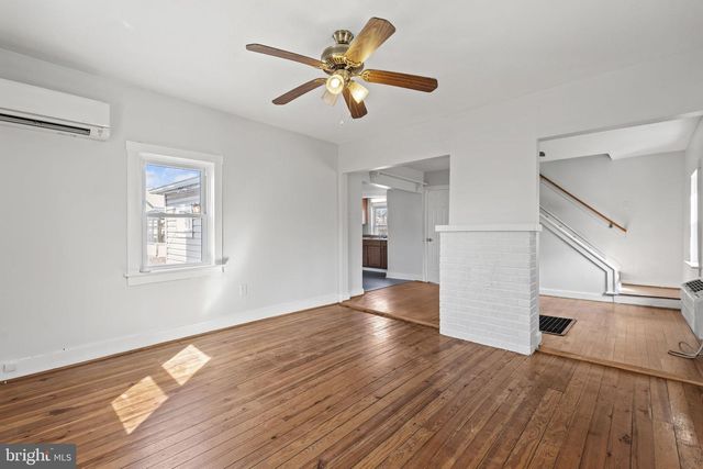 822 N COMMERCE AVE, Front Royal, VA 22630