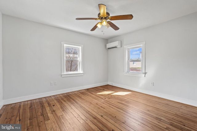 822 N COMMERCE AVE, Front Royal, VA 22630